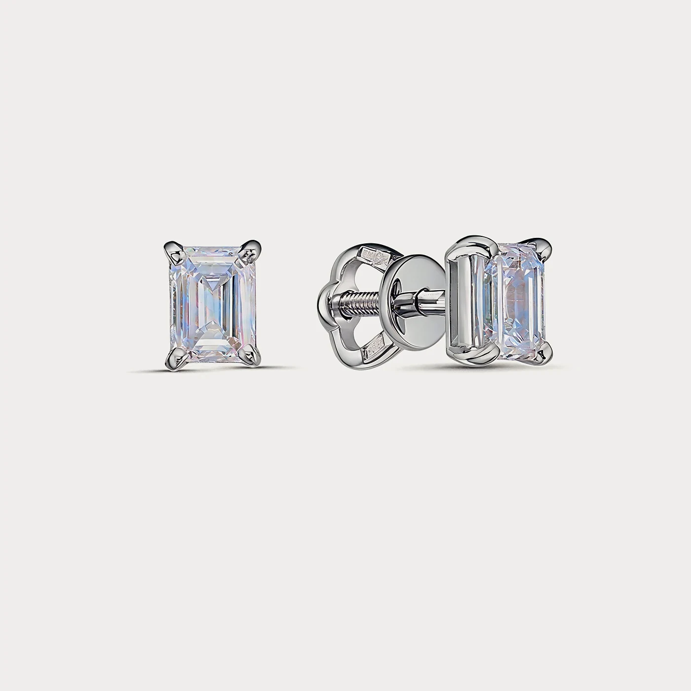Пусеты из белого золота 585 пробы с бриллиантами — 0,82 ct · Au 585